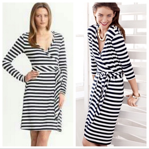 Banana Republic Dresses & Skirts - S Banana Republic Wrap dress navy white Stripe